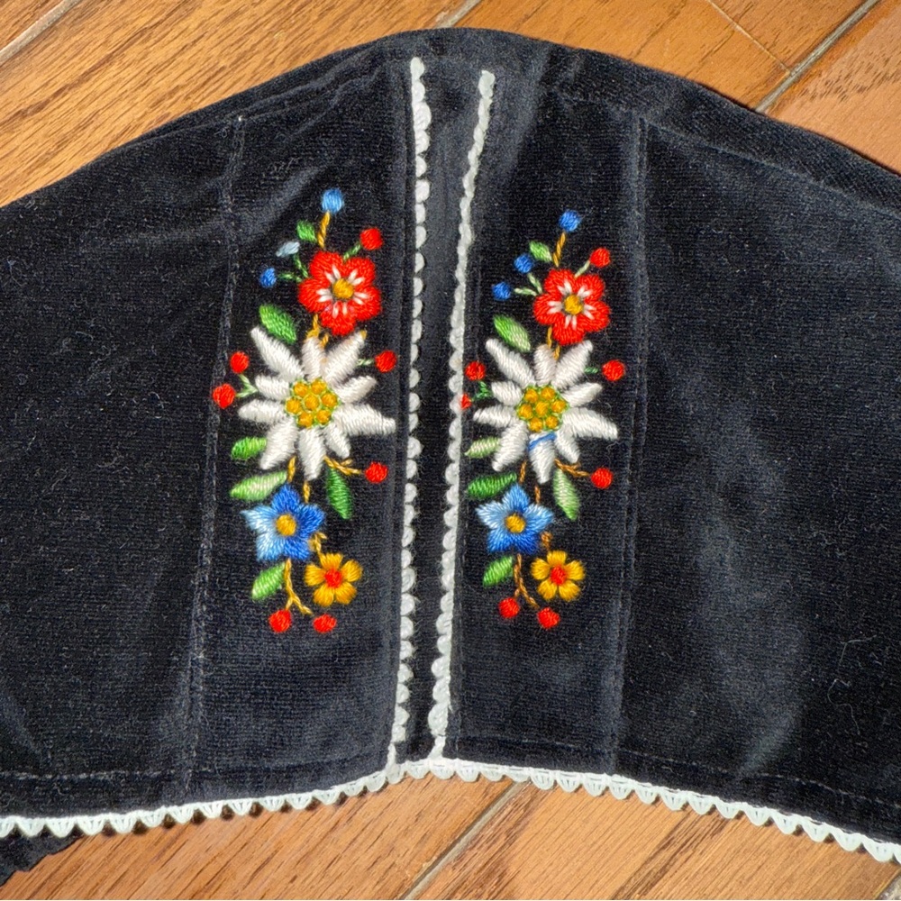 Vintage Trachten Traditional Swiss Folk Dress + Hat, 2T - Picture 6 of 9